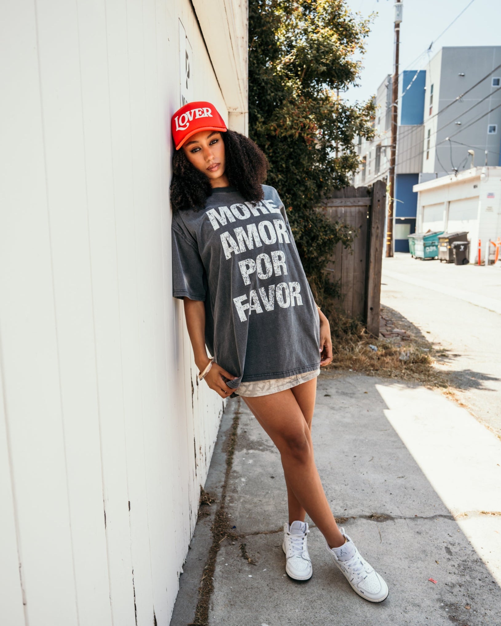 More Amor Tee